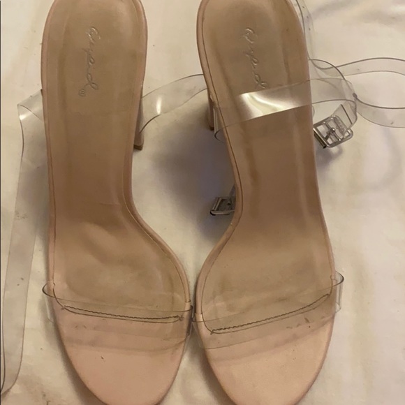 Heels - Picture 2 of 3